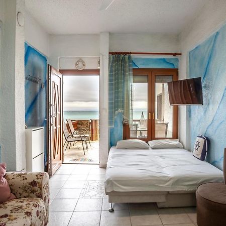 Rafaella Sea View Apartments 1 Pefkochori Bagian luar foto